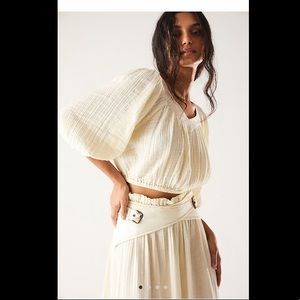 NWT Lou Lou set in color Solitary star